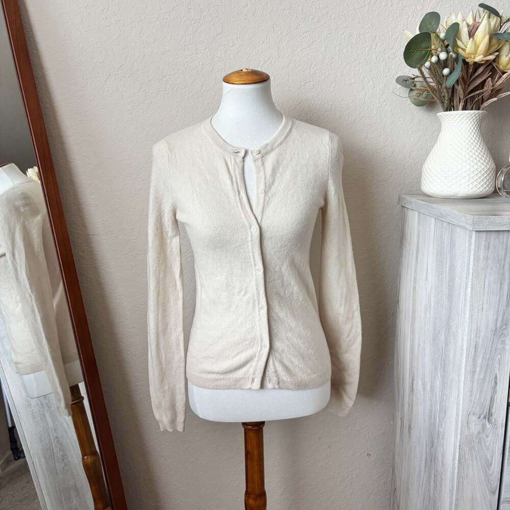 C by Bloomingdale's 100% 2-Ply Cashmere Cardigan Luxury Sweater Cream Preppy S